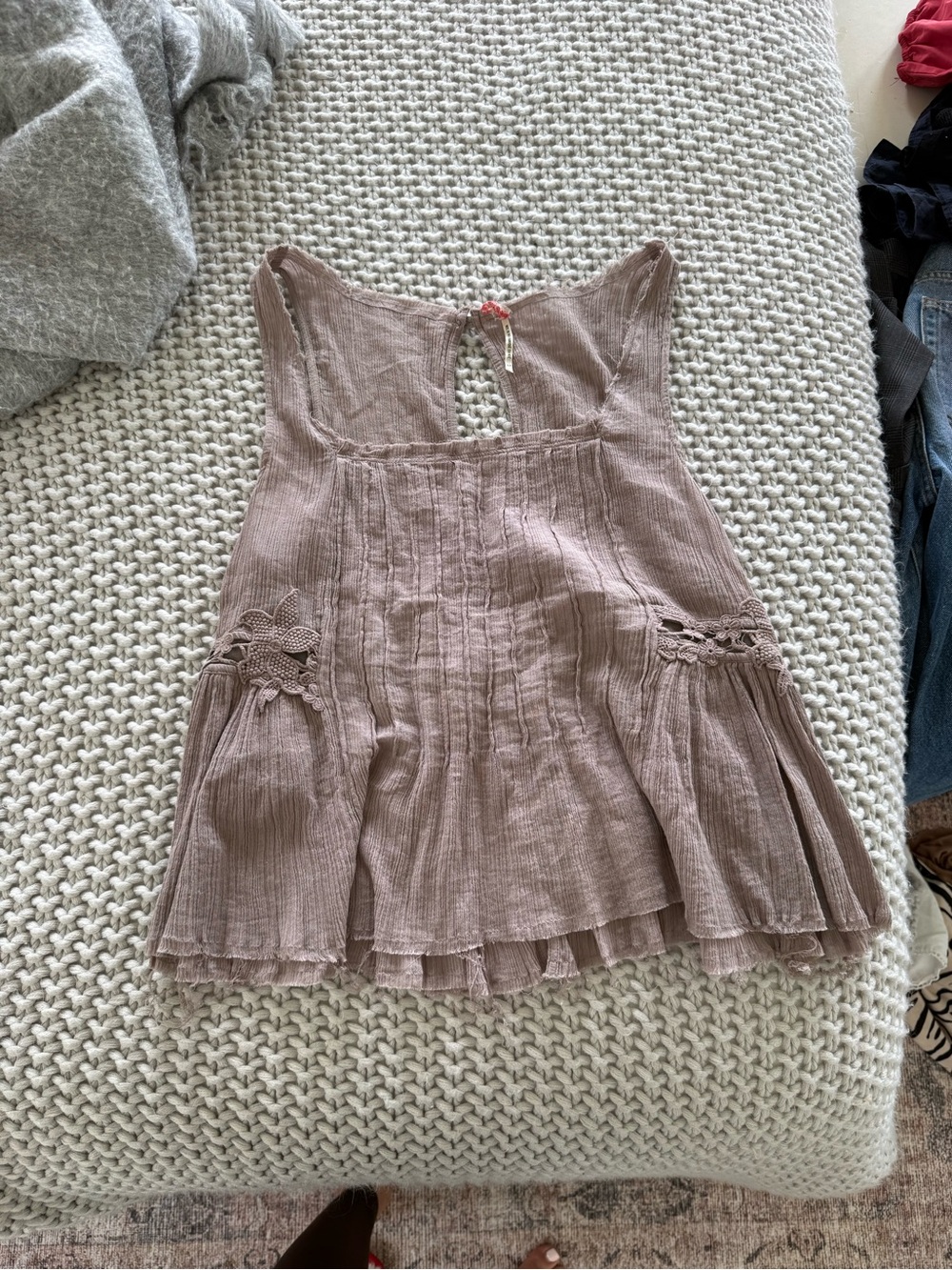 Free People Square-Neck Sleeveless Ruffled Tank Top in Mauve S - Picture 2 of 4